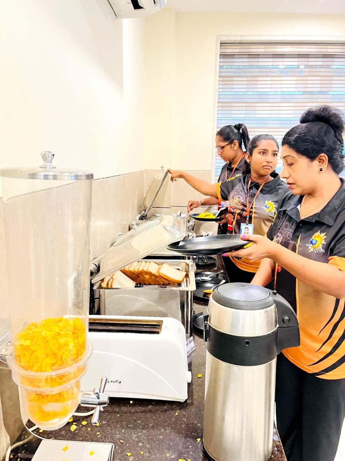 Hotel Mayda Prime Near Delhi Airport New Delhi Eksteriør bilde