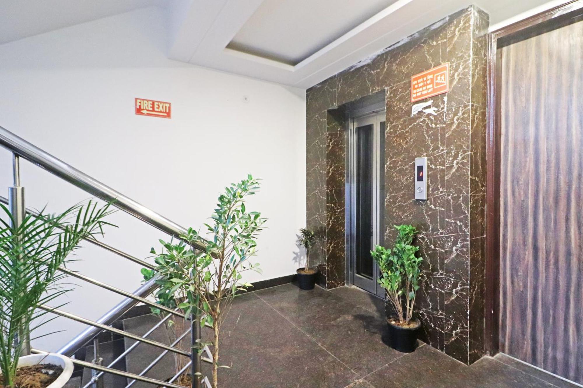 Hotel Mayda Prime Near Delhi Airport New Delhi Eksteriør bilde